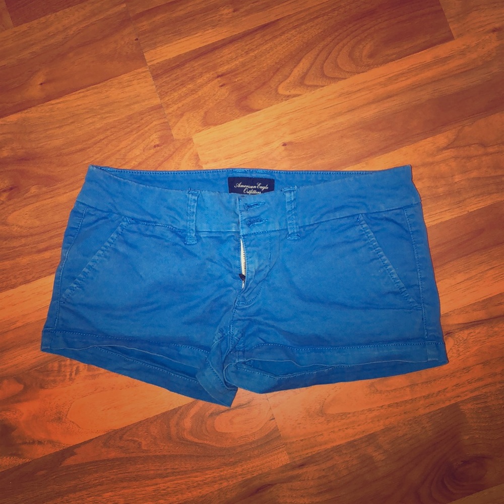 AE khaki shorts